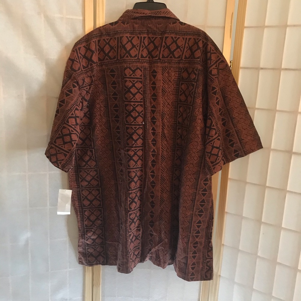 Button down - Picture 4 of 4
